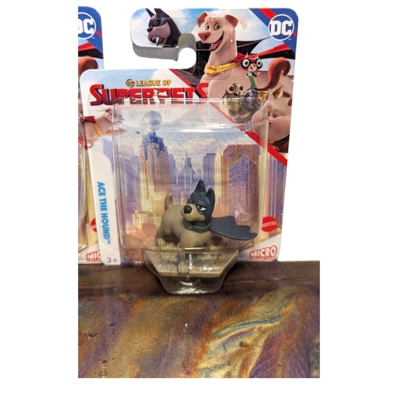 DC Super pets mini figures set of 2 collectibles toys - Picture 3 of 4